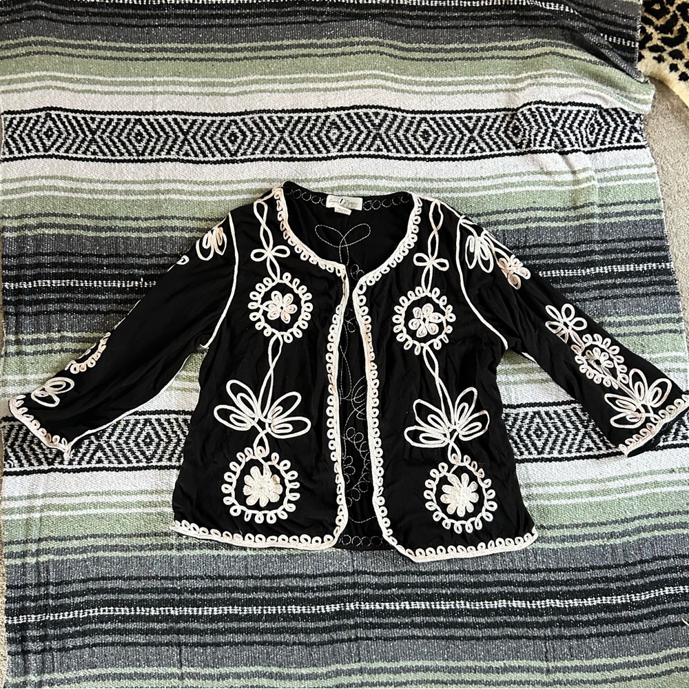 Vintage 90s black embroidered open front 3/4 sleeve cardigan